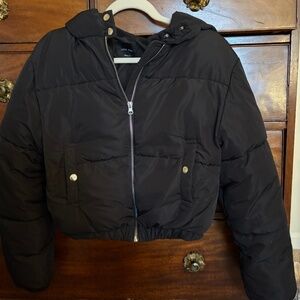 Love Tree Black Cropped Puffer Jacket Size Medium